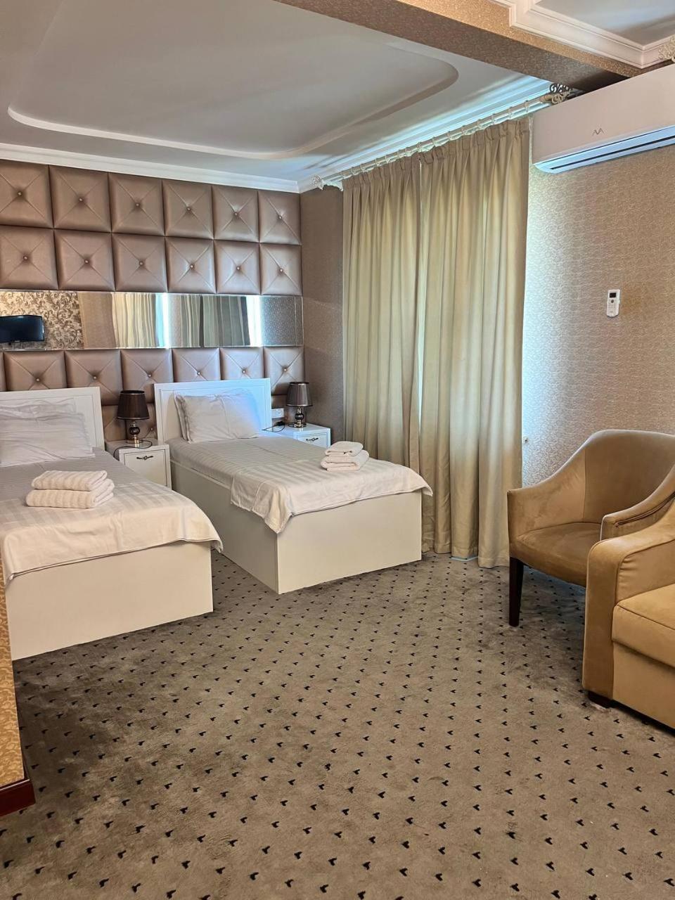 Orzu Hotel Namangan Esterno foto