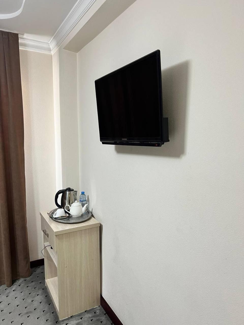 Orzu Hotel Namangan Esterno foto
