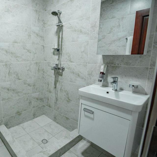 Orzu Hotel Namangan Esterno foto